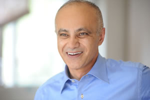 �Z��ȫ����ϯ���g��Hossein Moiin