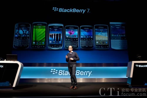 RIM��˾�K�ˑ���ƽ�_�����߸����� Christopher Smith ���}���v