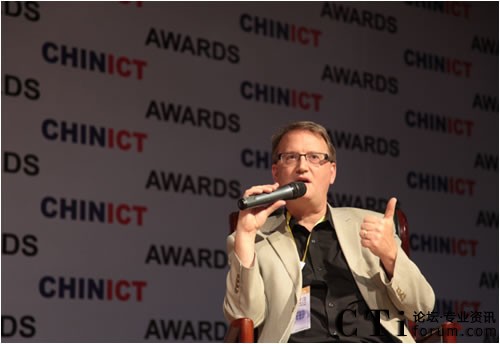 RIM 公司開發(fā)者關(guān)系和生態(tài)系統(tǒng)開發(fā)副總裁Alec Saunders分享黑莓為中國開發(fā)者提供的機(jī)遇