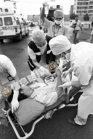 ��خ�^(q��)�e�����а���ȼ�¼�������Ԯ������120���ӓ��ȡ����ߡ�